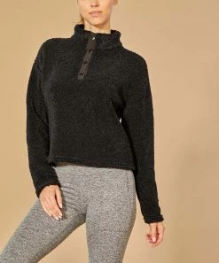 Marika | Black Sherpa Tyra Crop Pullover - Women