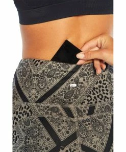 Marika | Black Leopard Scarf Print Pocket Heart 27'' Heart Pocket Leggings - Women -Outlet Marika Store zu100987933 alt 3 tm1642630885