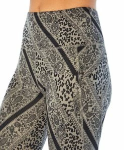 Marika | Black Leopard Scarf Print Pocket Heart 27'' Heart Pocket Leggings - Women