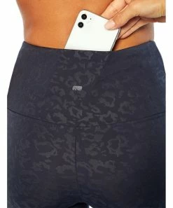 Marika | 27" Midnight Blue Abstract Animal Soho Pocket Leggings - Women -Outlet Marika Store zu101360280 alt 4 tm1637968280