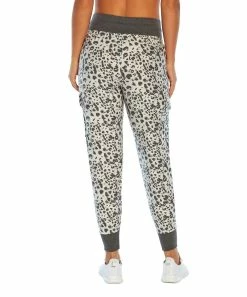 Marika | Gray & Ivory Leopard Comfort 27'' Pocket Drawstring-Waist Joggers - Women -Outlet Marika Store zu102586759 alt 3 tm1641498395
