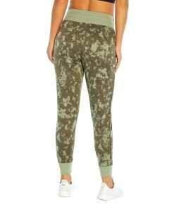 Marika | Pine Olive & Sage Abstract Camo Cory 28'' High-Waist Pocket Joggers - Women -Outlet Marika Store zu102586785 alt 4 tm1641498395