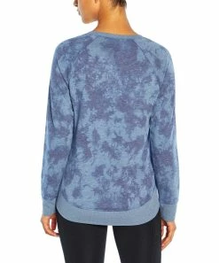 Marika | Navy & Blue Tie-Dye Maison Tulip-Hem Scoop Neck Pullover - Women 9 Marika | Navy & Blue Tie-Dye Maison Tulip-Hem Scoop Neck Pullover - Women -Outlet Marika Store zu102594978 alt 2 tm1641497946