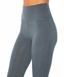 Marika | Turbulence Tummy-Control High-Waist Brooke Capri Leggings - Women -Outlet Marika Store zu103937255 alt 1 tm1648577564