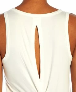 Marika | White Emily Keyhole-Back Scoop Neck Tank - Women -Outlet Marika Store zu104120706 alt 2 tm1647255616