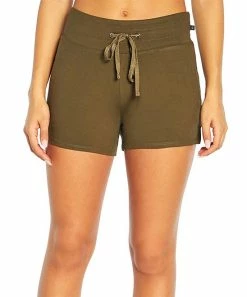 Marika | Grape Leaf Mona Pocket 3'' Drawstring Shorts - Women -Outlet Marika Store zu104124376 alt 1 tm1647255616