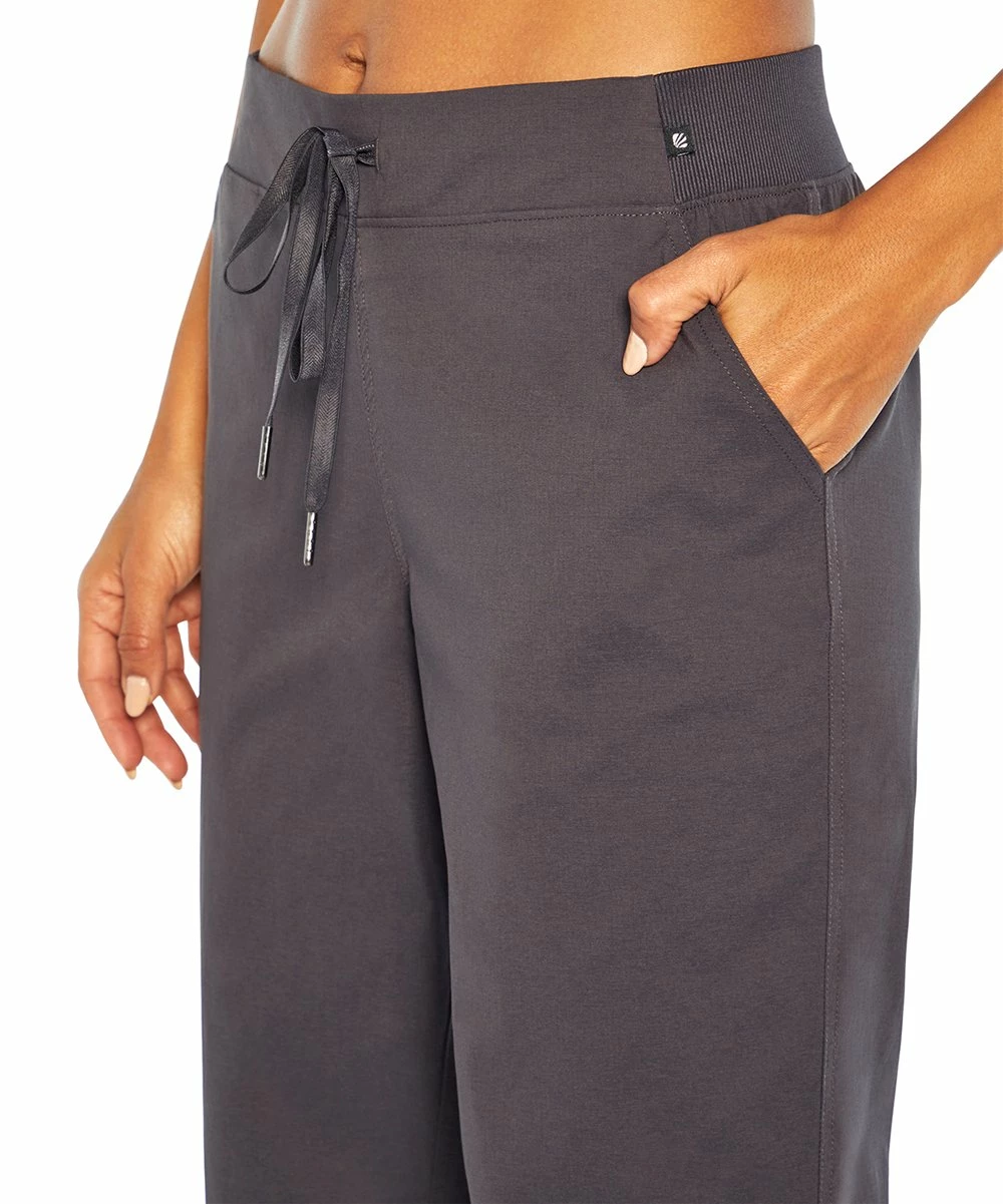 Marika | Nine Iron Drawstring Pocket Stella 28'' Crop Pants - Women 5 Marika | Nine Iron Drawstring Pocket Stella 28'' Crop Pants - Women - Image 3