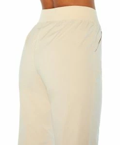 Marika | Pumice Stone Drawstring Pocket Stella 28'' Crop Pants - Women -Outlet Marika Store zu104339854 alt 3 tm1652382702