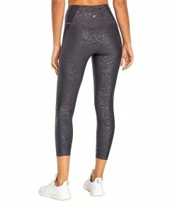 Marika | 22'' Ombré Blue Rose Embossed Aliza Capri Pocket Leggings - Women -Outlet Marika Store zu104580338 alt 5 tm1657558806