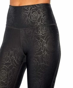 Marika | 22'' Black Rose Embossed Aliza Capri Pocket Leggings - Women -Outlet Marika Store zu104584386 alt 3 tm1657557025