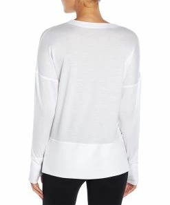 Marika | White Thumbhole Limitless Pullover - Women -Outlet Marika Store zu105872399 alt 2 tm1652382702