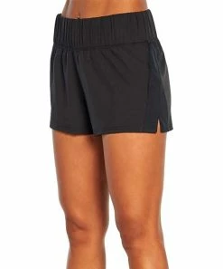 Marika | Black Express Pocket 3'' Shorts - Women -Outlet Marika Store zu107246423 alt 1 tm1657556435