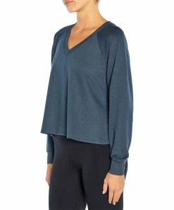 Marika | Midnight Navy Desi Hi-Low Pullover - Women