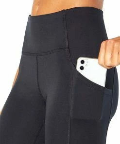 Marika | Black Jenna Pocket Capri Leggings - Women -Outlet Marika Store zu108526460 alt 2 tm1663608393