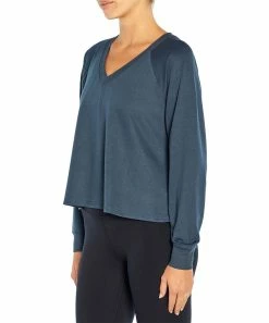 Marika | Midnight Navy Desi V-Neck Pullover - Plus -Outlet Marika Store zu108955527 alt 2 tm1663608329