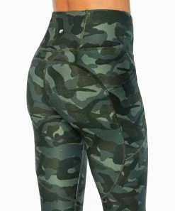 Marika | Thyme Cloudy Camo Edge Pocket 22'' Capri Leggings - Women -Outlet Marika Store zu109597295 alt 1 tm1665689044