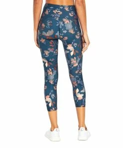 Marika | Midnight Navy Floral Jenna Pocket 22'' Capri Leggings - Women -Outlet Marika Store zu109606598 alt 4 tm1665688879