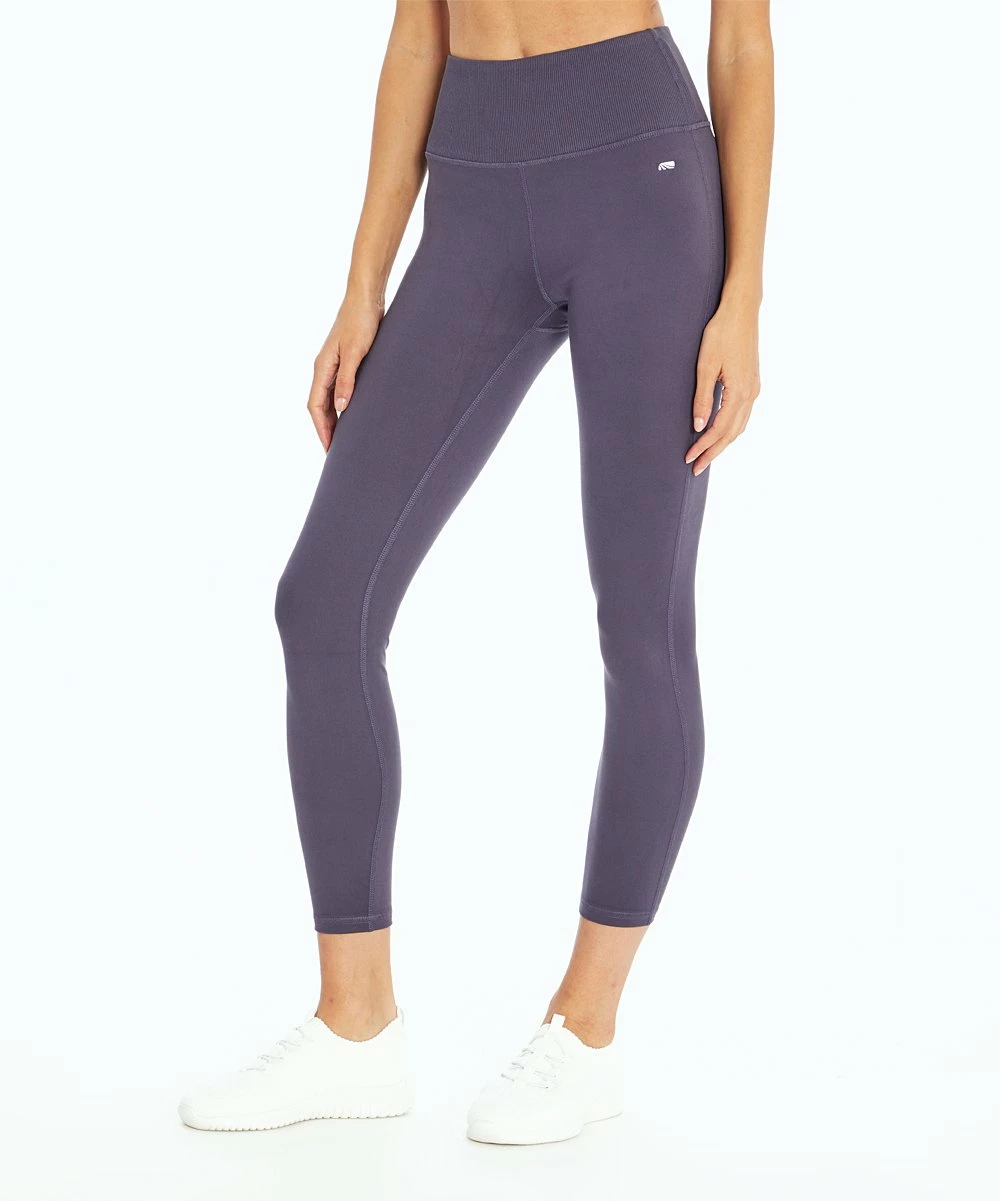 Marika | Graystone 25'' Honor Crop Leggings - Women 7 Marika | Graystone 25'' Honor Crop Leggings - Women - Image 5
