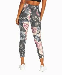 Marika | Ombré Blue & Pink Country Floral Abigail Capri Leggings - Plus -Outlet Marika Store zu111712263 alt 3 tm1673031175