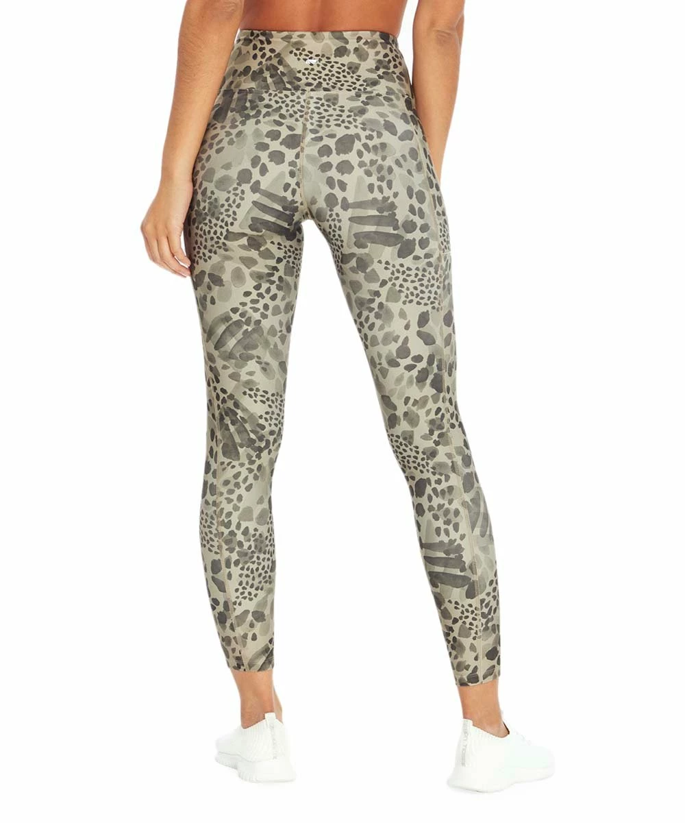 Marika | 25'' Animal-Print Watercolor Flat High-Waist Crop Pocket Leggings - Women 4 Marika | 25'' Animal-Print Watercolor Flat High-Waist Crop Pocket Leggings - Women - Image 2