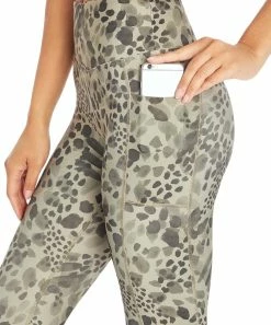 Marika | 25'' Animal-Print Watercolor Flat High-Waist Crop Pocket Leggings - Women 10 Marika | 25'' Animal-Print Watercolor Flat High-Waist Crop Pocket Leggings - Women -Outlet Marika Store zu86532175 alt 3 tm1657557088