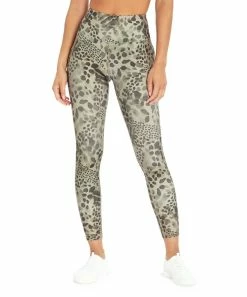 Marika | 25'' Animal-Print Watercolor Flat High-Waist Crop Pocket Leggings - Women 11 Marika | 25'' Animal-Print Watercolor Flat High-Waist Crop Pocket Leggings - Women -Outlet Marika Store zu86532175 alt 4 tm1657557088