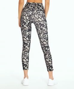 Marika | 25'' Natural Leopard High-Rise Pocket Flat Waist Crop Leggings - Women -Outlet Marika Store zu88361599 alt 3 tm1596554773