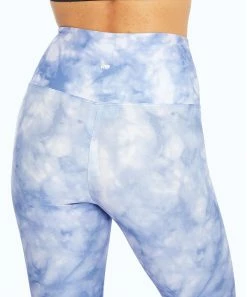 Marika | 22'' Ombré Fade Purple Heather Tie-Dye Prim Capri Leggings - Women 11 Marika | 22'' Ombré Fade Purple Heather Tie-Dye Prim Capri Leggings - Women -Outlet Marika Store zu88365838 alt 3 tm1596554773