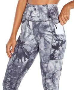 Marika | Black Marble 25'' Cyndi Crop Legging - Women