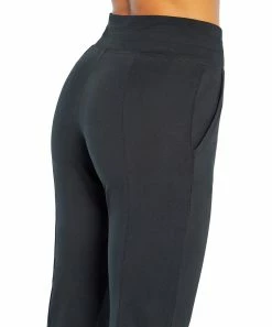Marika | Black Mona 22'' Capri Pants - Women 11 Marika | Black Mona 22'' Capri Pants - Women -Outlet Marika Store zu93108496 alt 4 tm1614261470