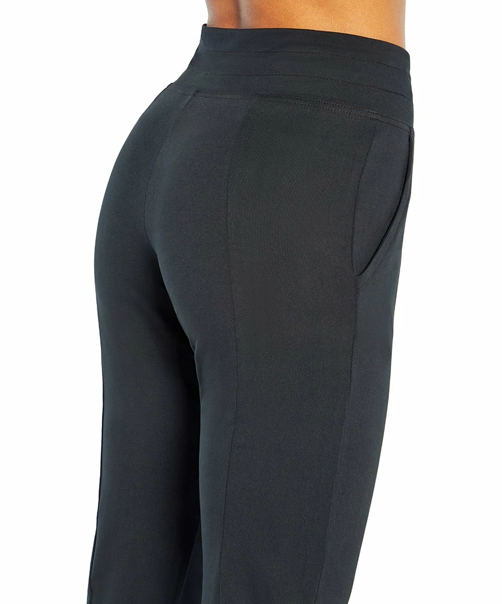 Marika | Black Mona 22'' Capri Pants - Women 7 Marika | Black Mona 22'' Capri Pants - Women - Image 5
