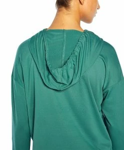 Marika | Blue Spruce Claire Crop Hoodie - Women -Outlet Marika Store zu98314190 alt 1 tm1628253946