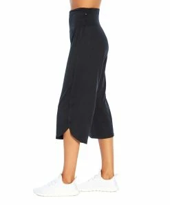 Marika | Black Tulip-Hem Capri Pants - Women