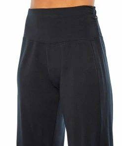 Marika | Black Tulip-Hem Capri Pants - Women -Outlet Marika Store zu99116378 alt 4 tm1630432191